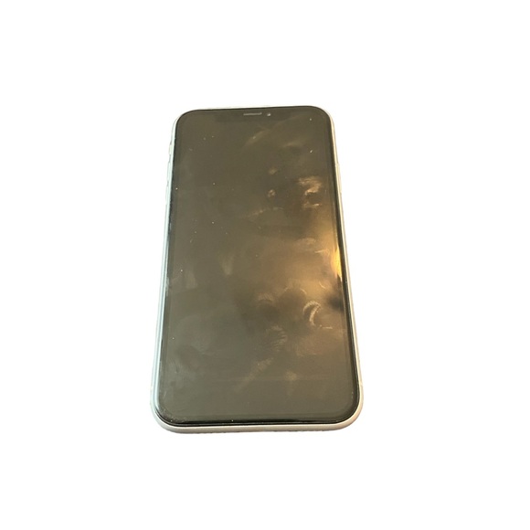 iphone XR white